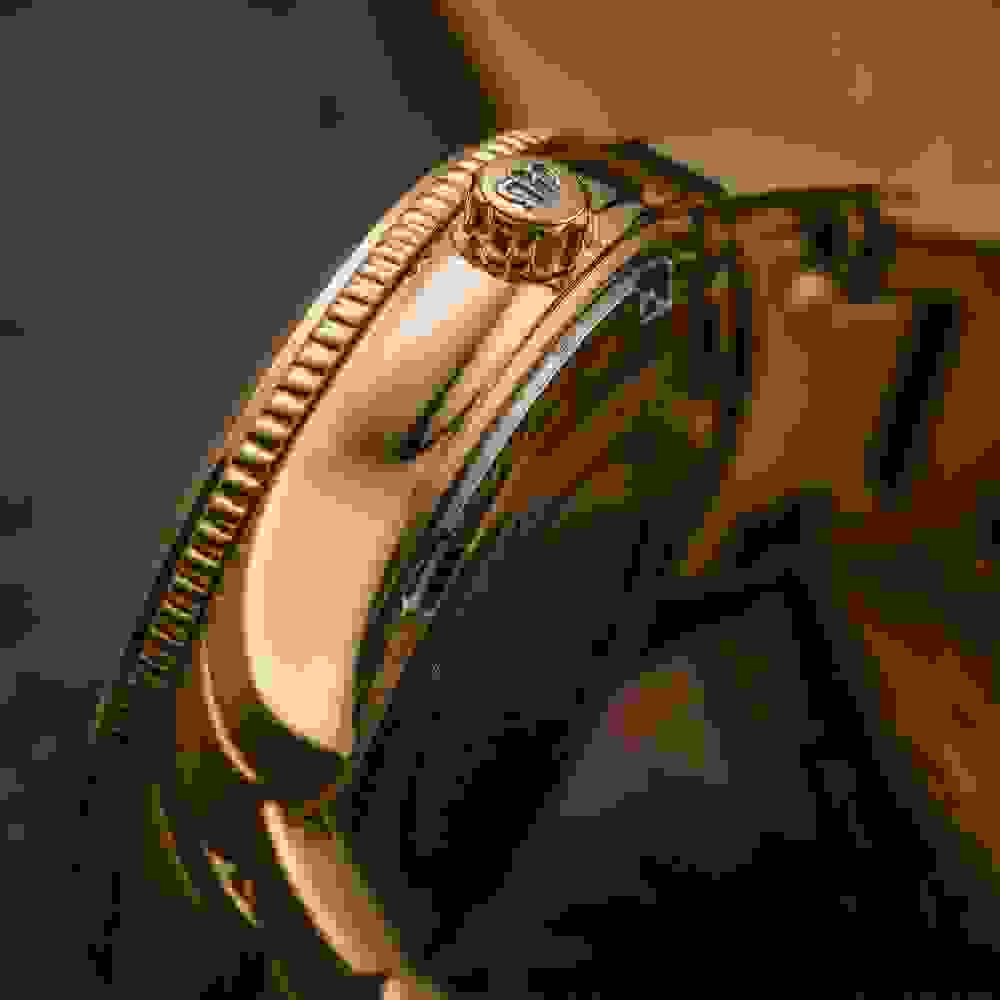 NAKZEN Luxury Gold Bracelet Women Quartz Watch